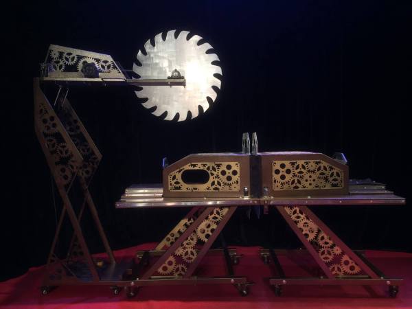 magic-illusion-corps-props-scies (2)