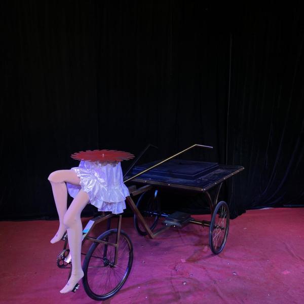 fantastiska scenshow halvkroppsridning illusion tricks till salu fantastiska scenshow halvkroppsridning illusion tricks till salu